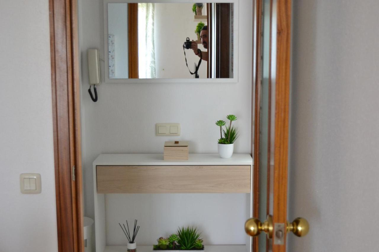Inmoinsuas Train Station Apartment Sarria Exterior foto