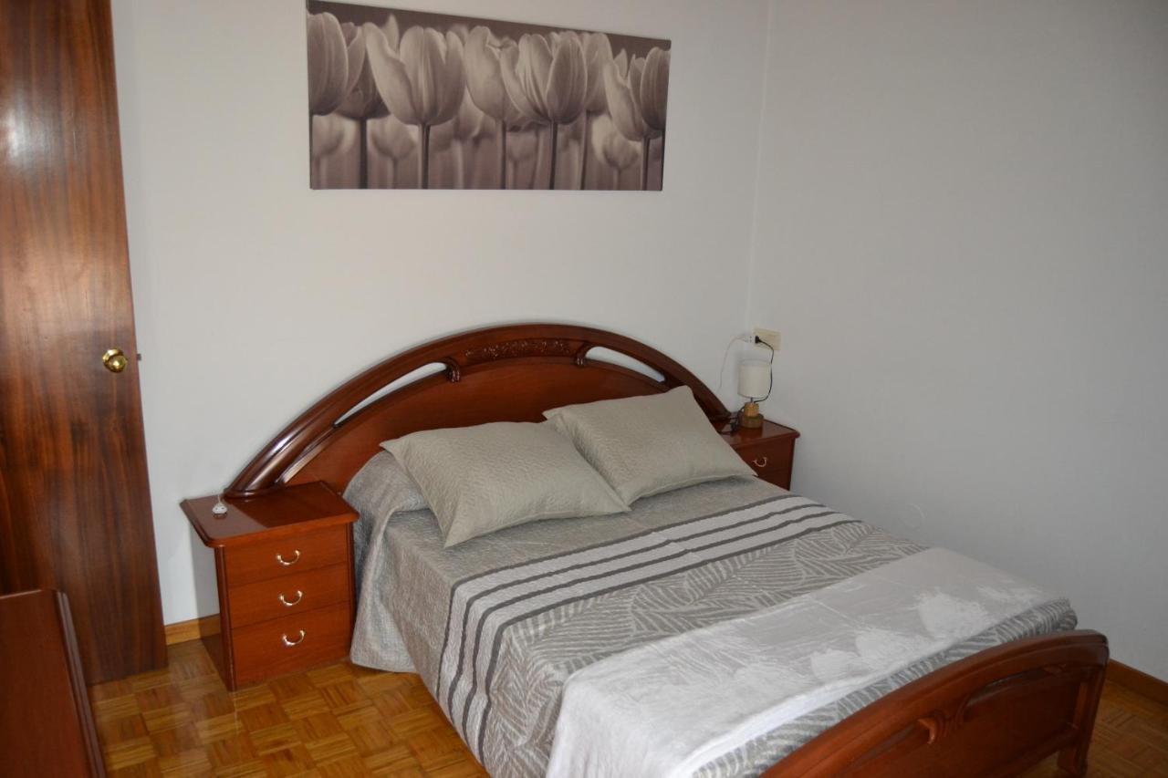 Inmoinsuas Train Station Apartment Sarria Exterior foto