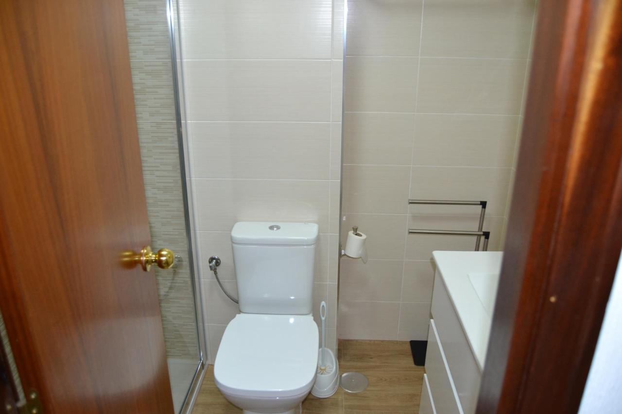 Inmoinsuas Train Station Apartment Sarria Exterior foto